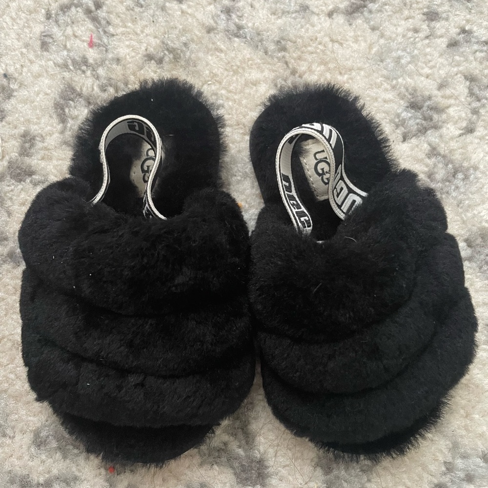 Toddler Ugg slippers size 8